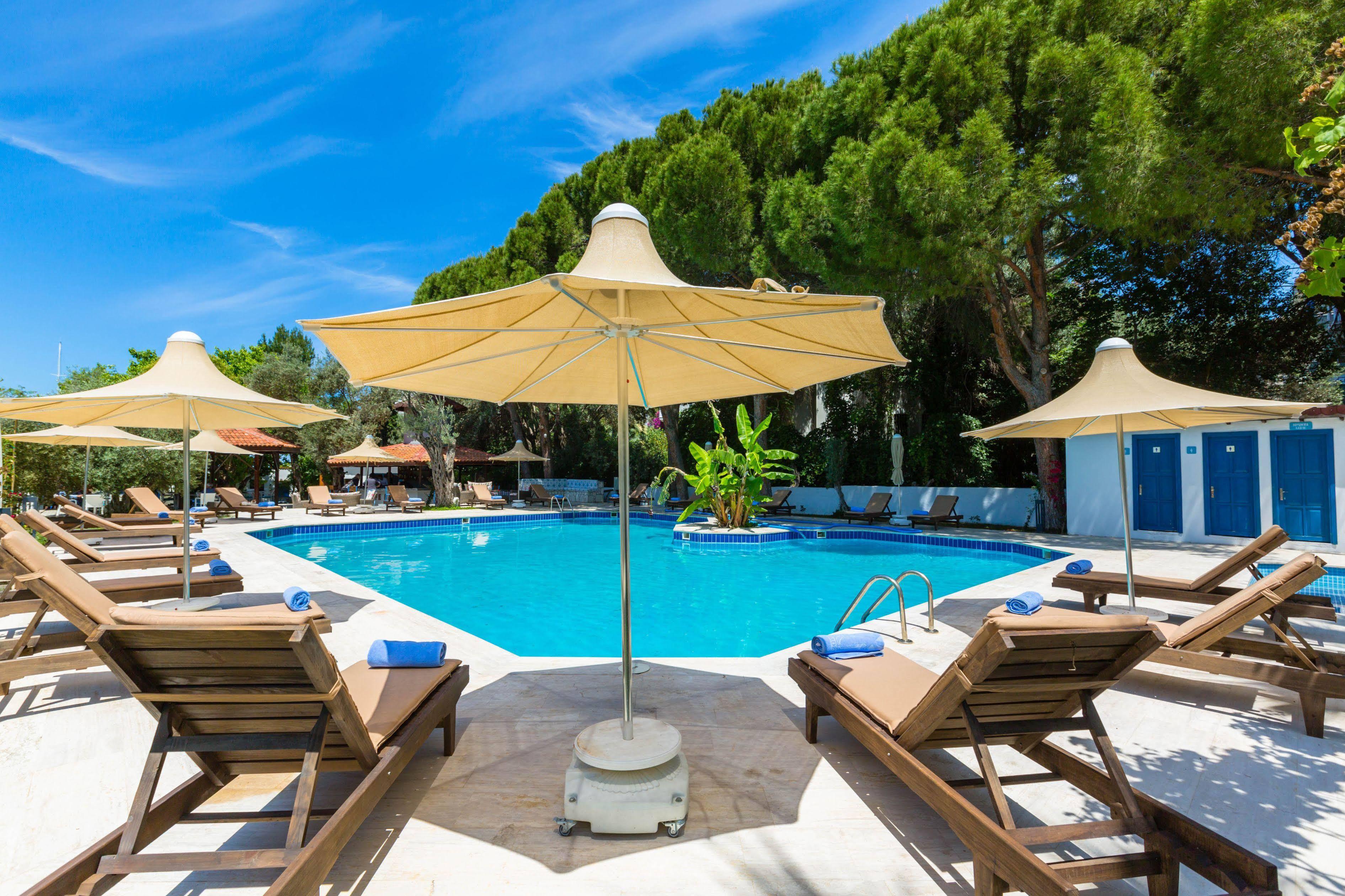 Otel Risus Garden Marina