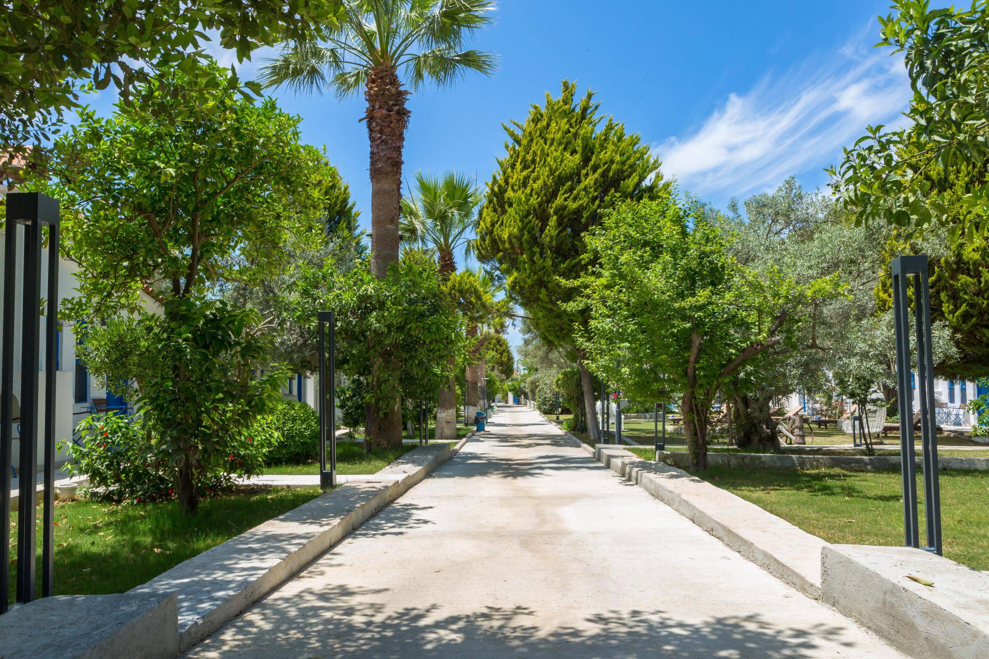 Otel Risus Garden Marina