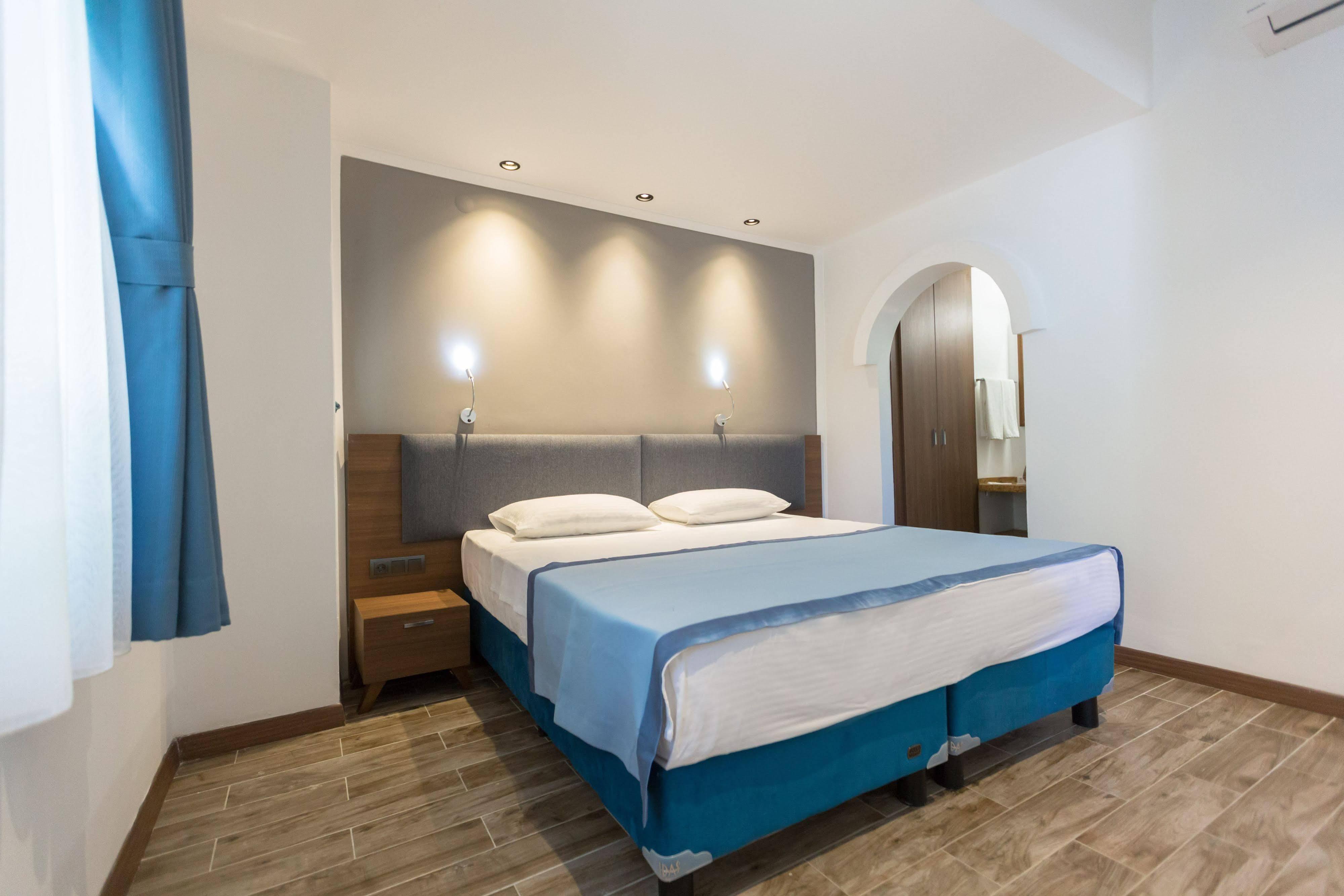 Risus Garden Marina Otel Kuşadası
