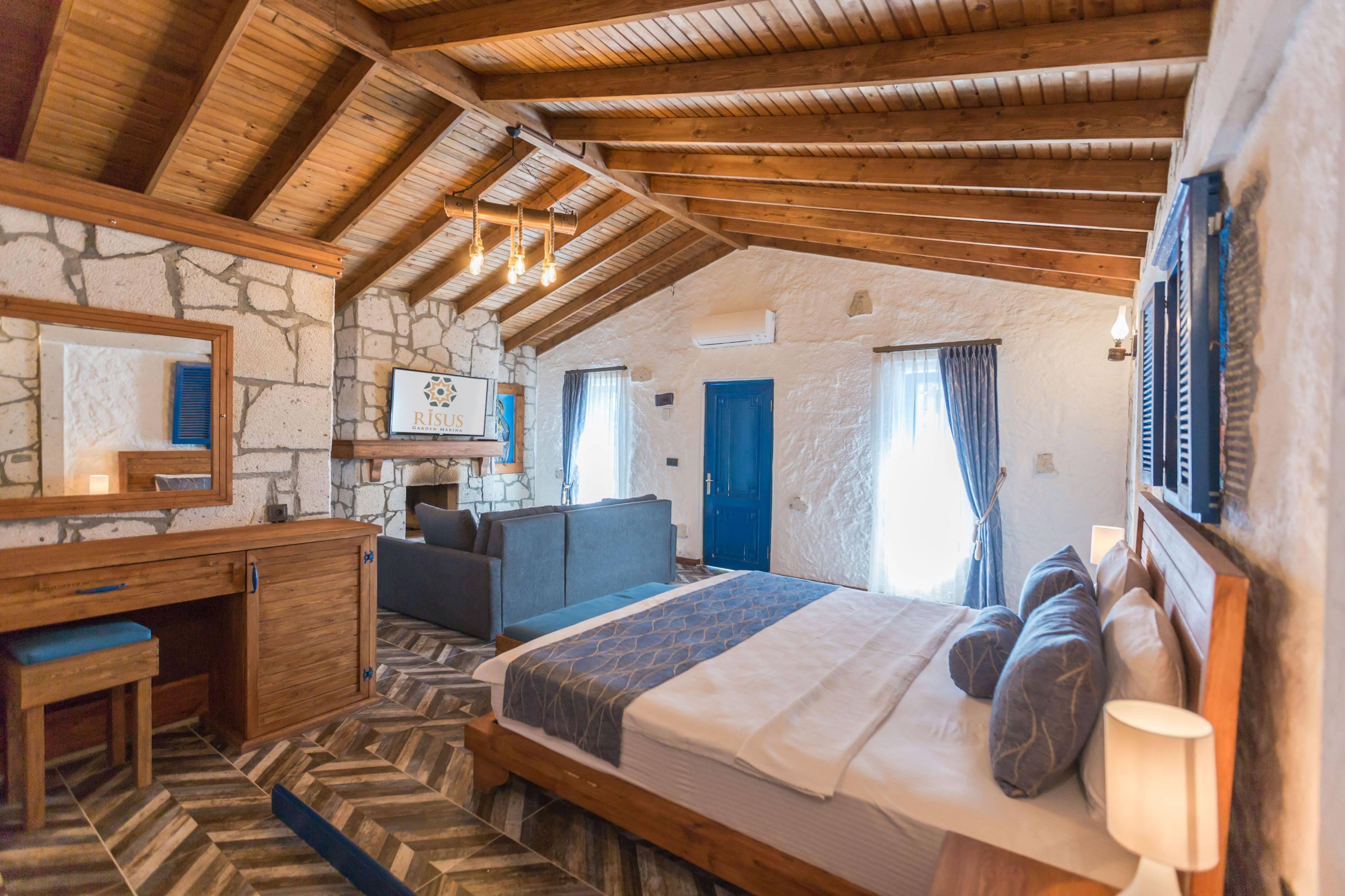 Risus Garden Marina Otel Kuşadası