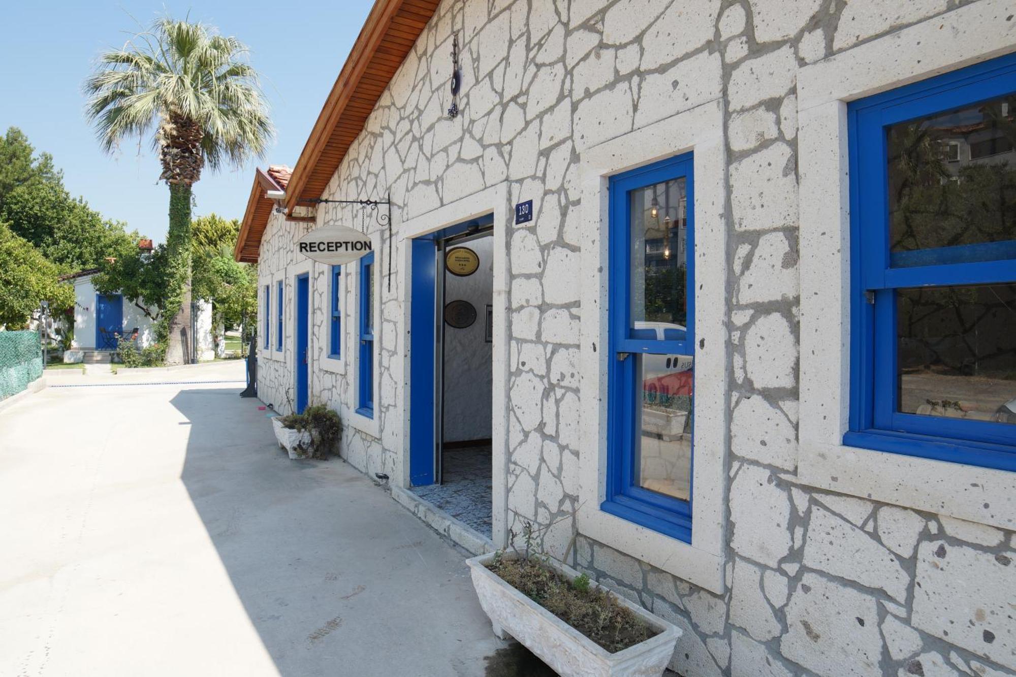 Risus Garden Marina 3*
